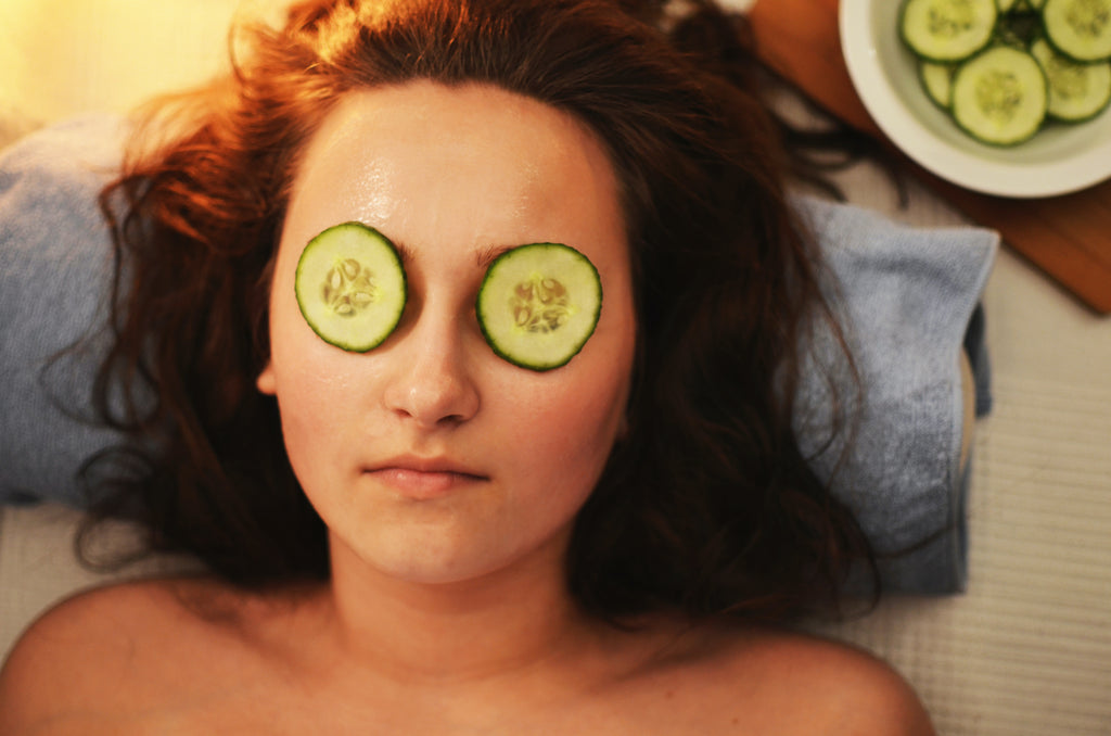 8 of the Best & Worst Foods for Your Skin